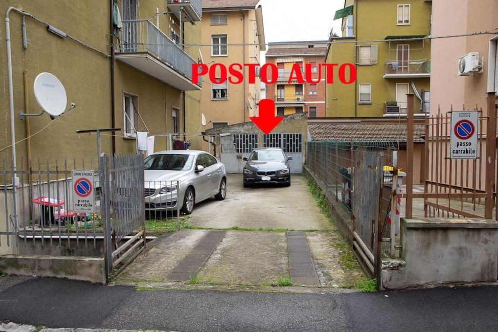 Appartamento Grazioso Con Parcheggio Privato Piacenza Exteriér fotografie